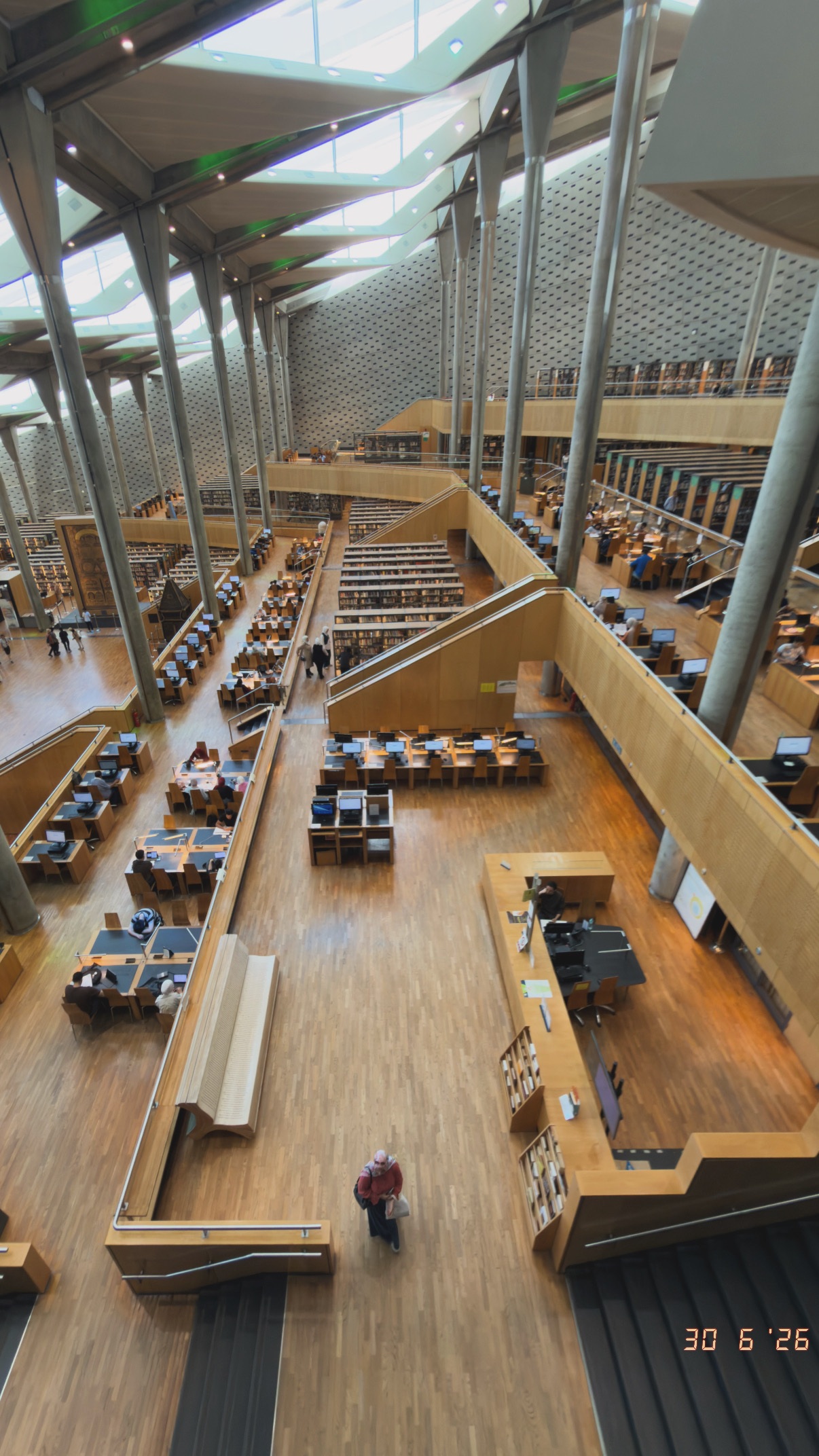 Reading terraces. Bibliotheca Alexandrina.