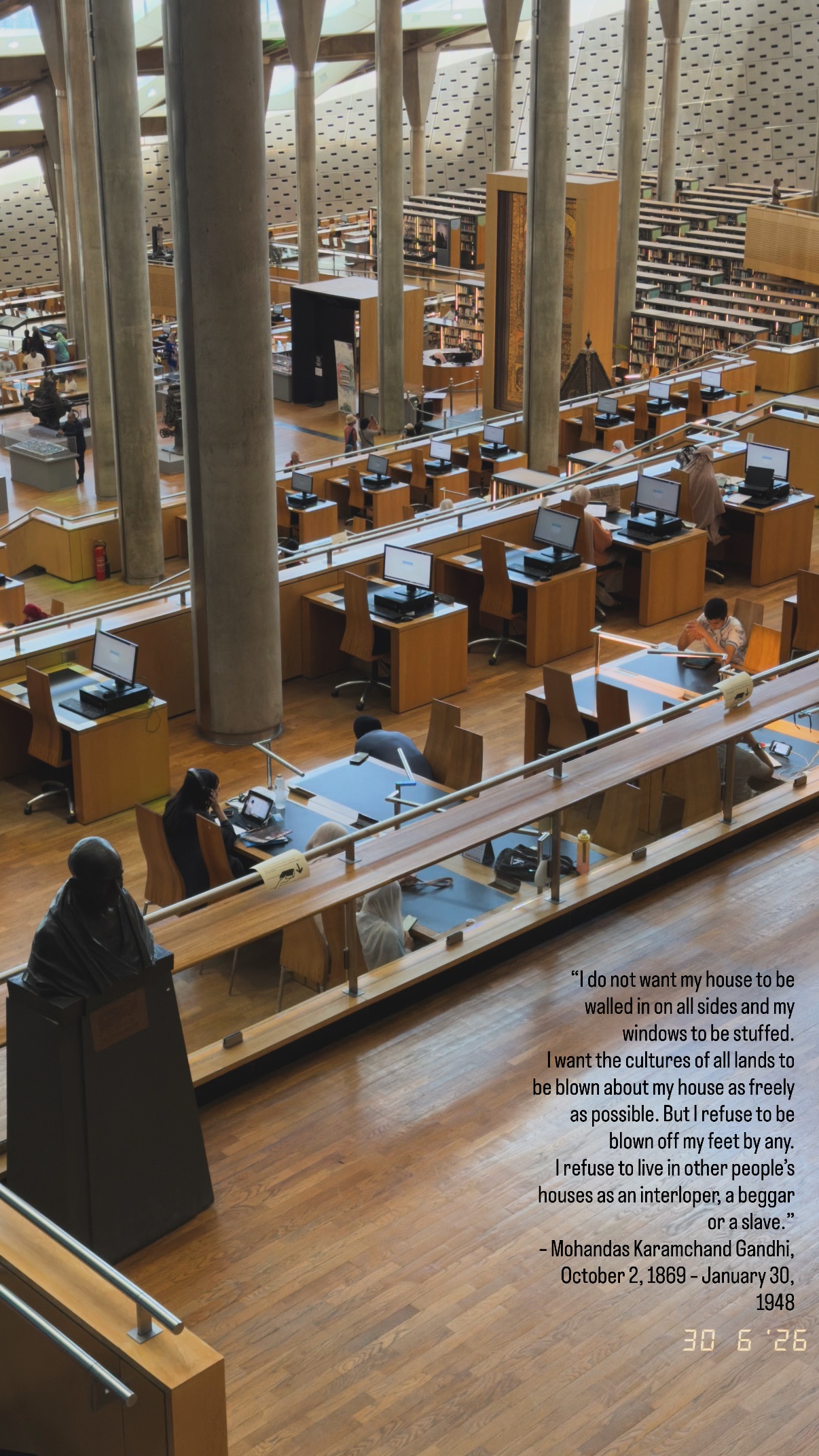 The library at human scale. Bibliotheca Alexandrina.